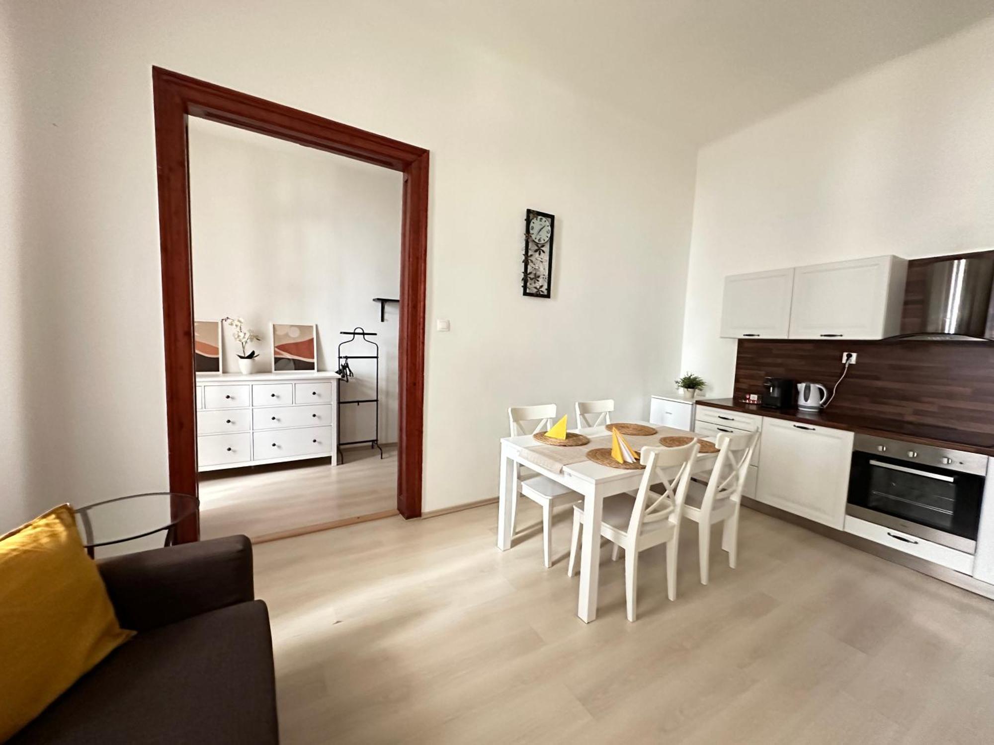 Apartment In Historical Part - Old Town Top Address Pozsony Kültér fotó